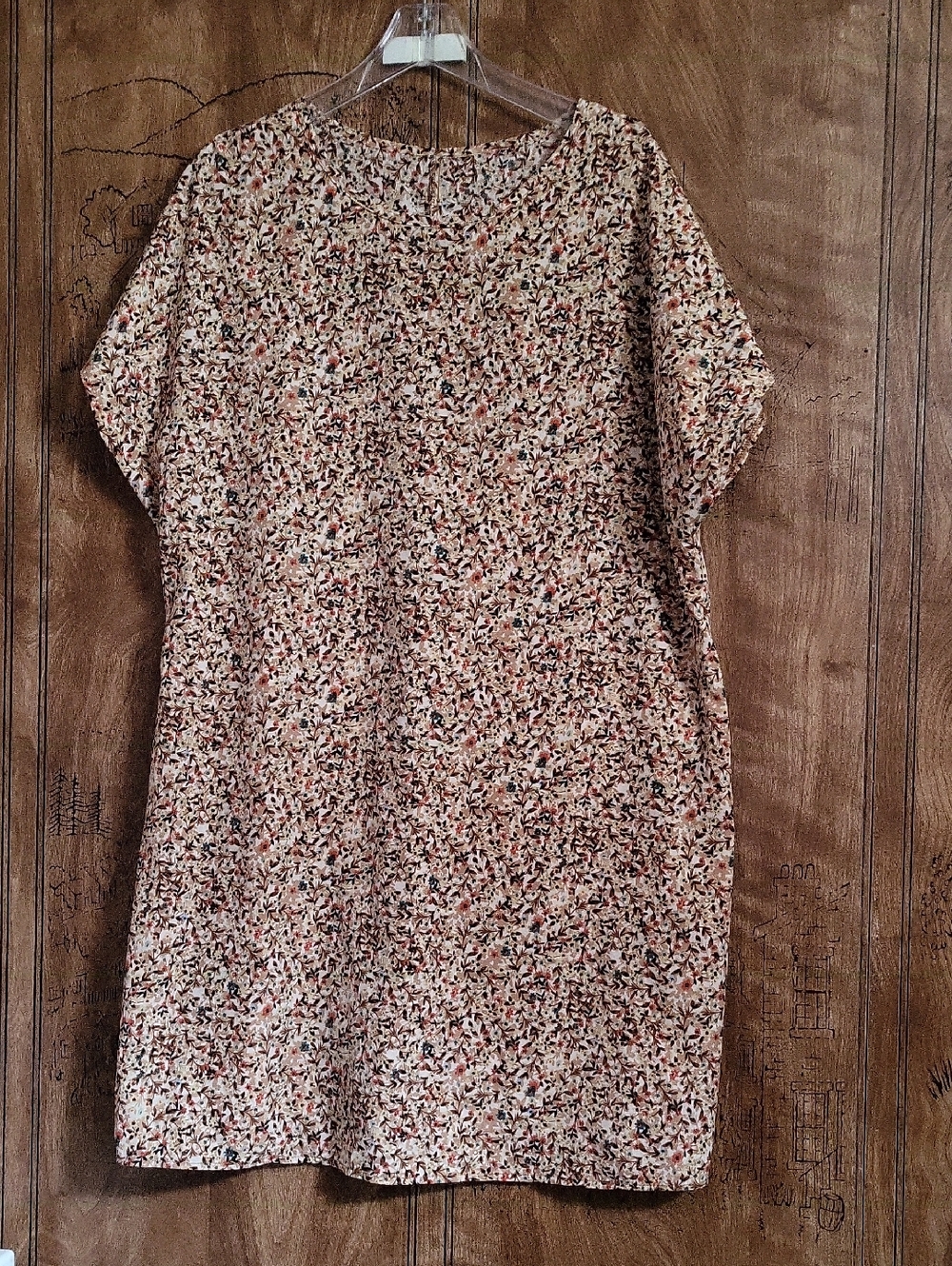 SHEIN Beige Floral Shift Dress with Black & Rust Speckles